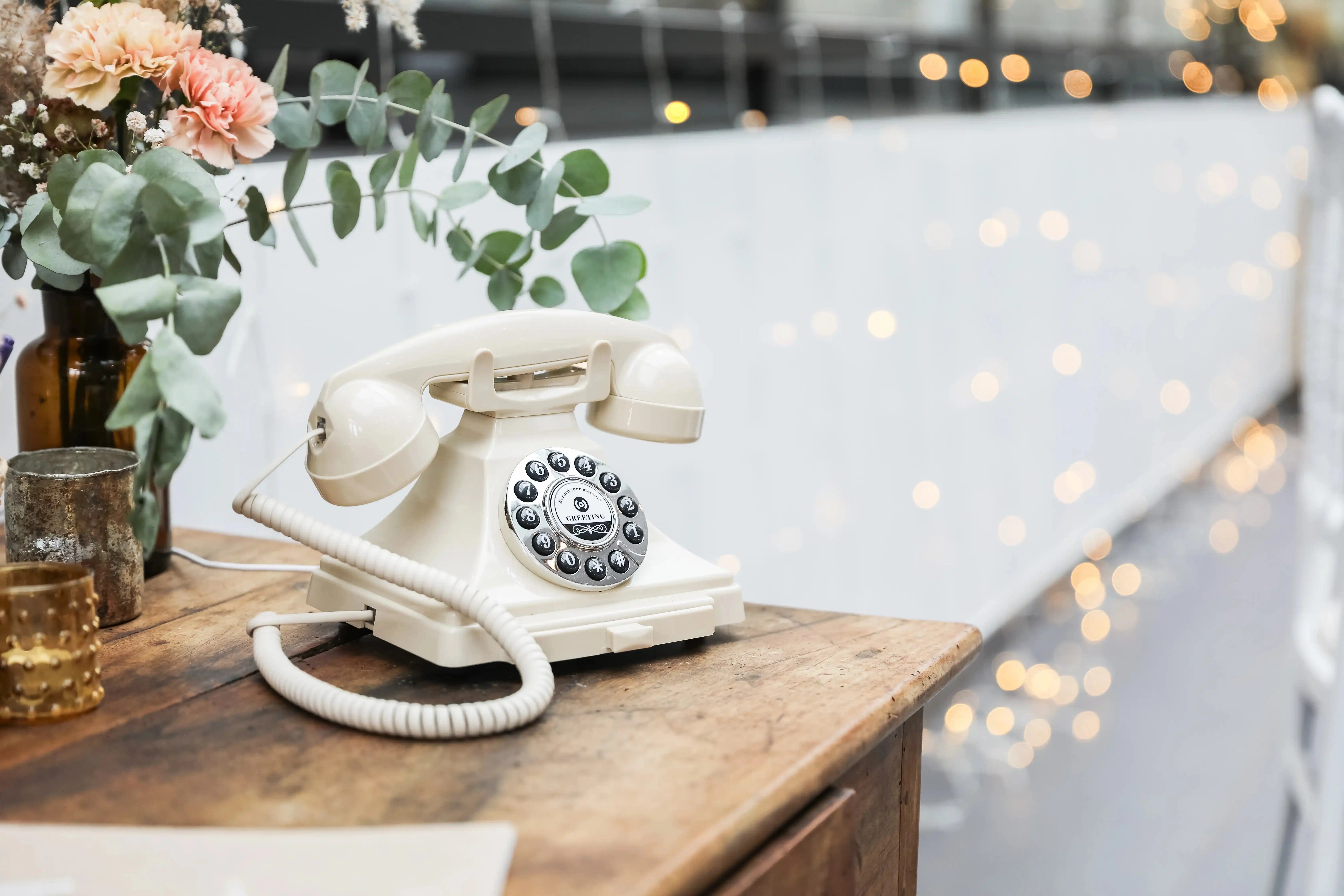 Émilie LARI - Photographe - emiliephotographe83_mariage - 83 - VAR - PACA - Le Beausset - Côtes d’Azur - Provence - Bouches du Rhone - France - Reportage Mariage.
Photographie Sainte Beaume - Domaine de Saint Ser - Puyloubier - Bouches du Rhone - Fine art.

Décoration - Message - Livre d'or.